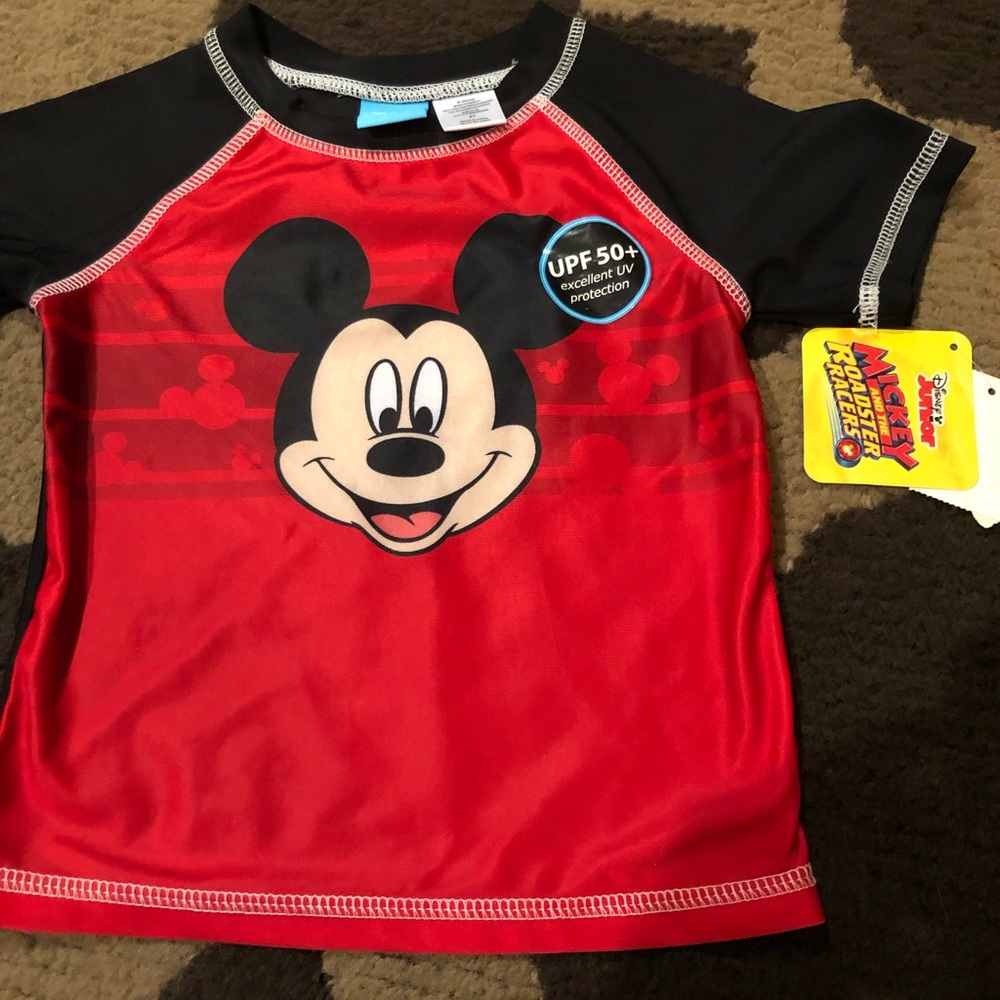 Bundle toddler boy: rash guard,hat and shoes new